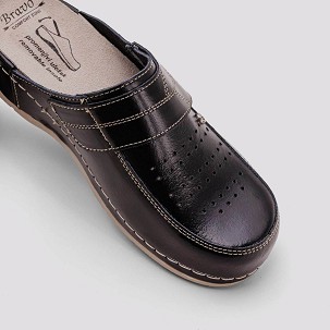 B-703/1 crna klompa 39