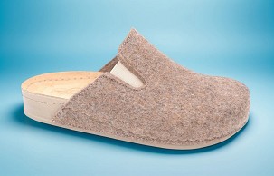 D-1383 kamel sobna papuča 40