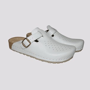 B-777 bela klompa 36