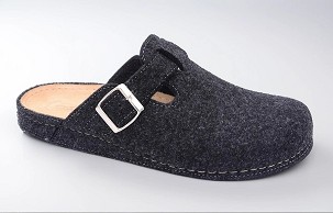 D-1372 crna sobna papuča 46