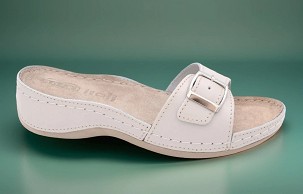 D-1083 bež papuča 40