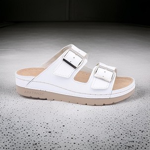 D-1488 bela papuča 41