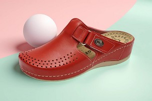 M-401 crvena klompa 36