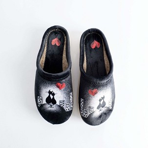 V-175 crna maca sobna papuča 37