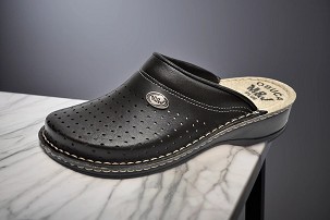 M-502 crna klompa 36