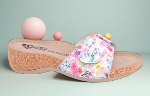 D-1211 bež cvetna papuča 42