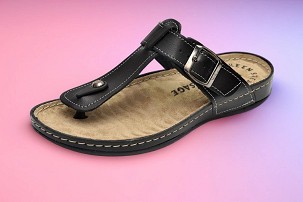 M-105 crna papuča 39