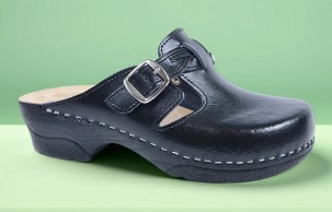 D-1075 crna klompa 40