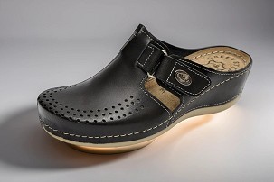 M-301 crna klompa 38