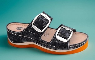 D-1420 crna papuča 40