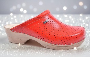 D-1073 crvena klompa 40