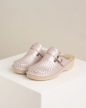 V-168 puder roze klompa 41