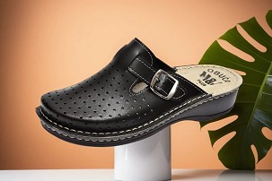 M-501 crna klompa 37