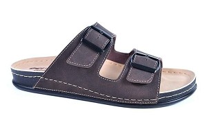 D-1221 braon papuča 44