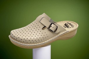 M-501 bež klompa 39