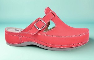 D-1228 crvena klompa 38